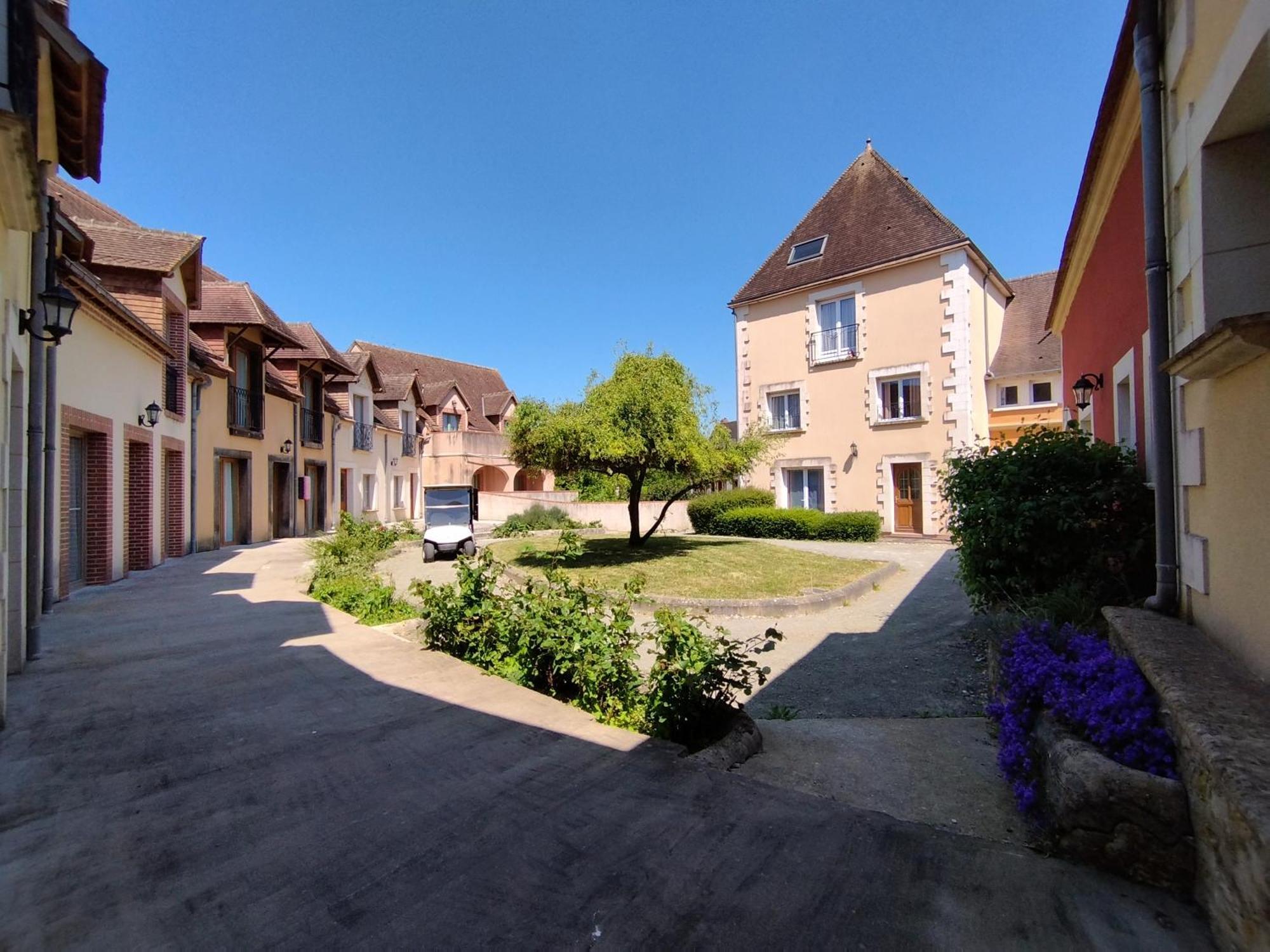 Le Haut-Val Residences Belleme Exterior photo